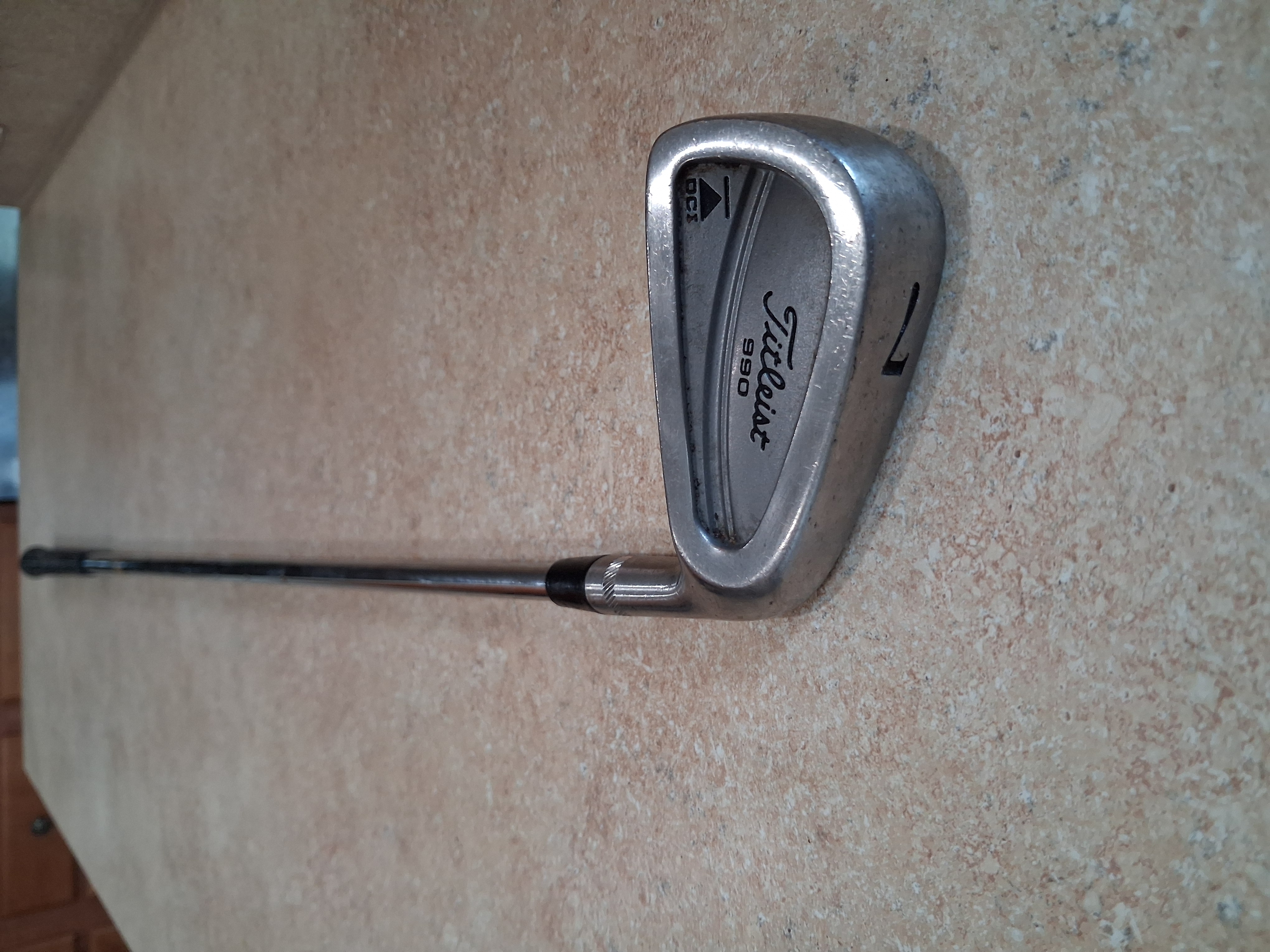 Titleist DCI 990 7 Iron Golf Club photo 1