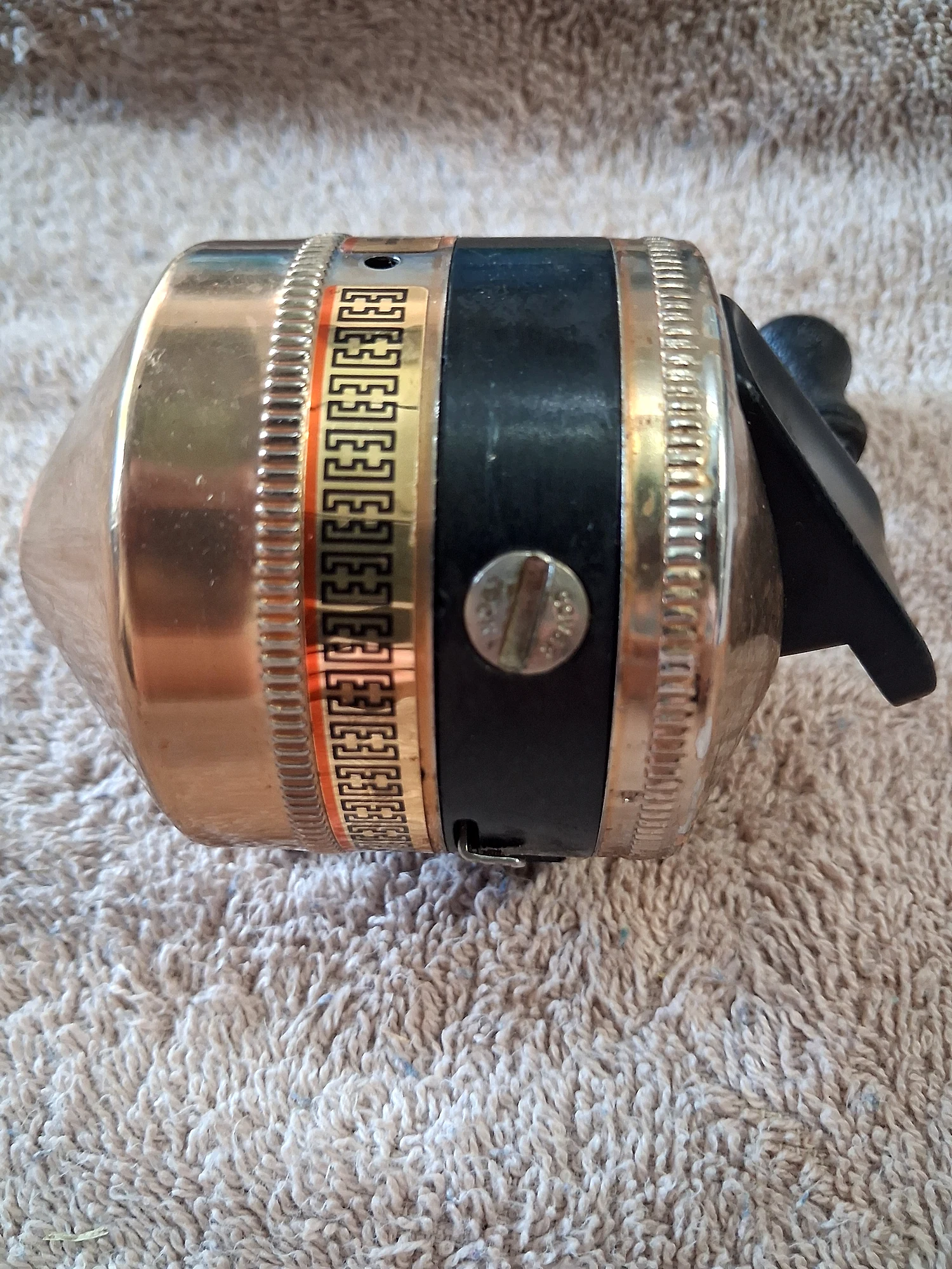 Zebco Omega 191 Vintage Spin Cast Fishing Reel
