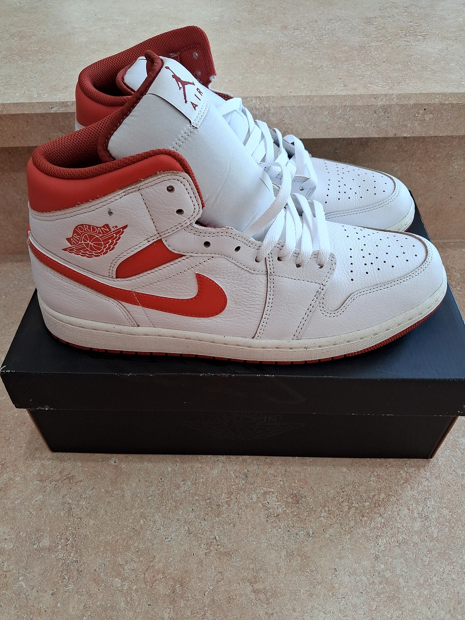 Air Jordan 1 Mid SE FJ3458-160 White Lobster Dune Red Sail Mens 11.5 photo 1